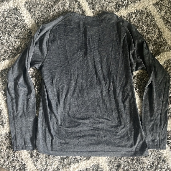 Lululemon Metal Vent Tech Long Sleeve Henley 2.0 - Picture 9 of 13